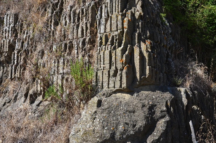tuf volcanique